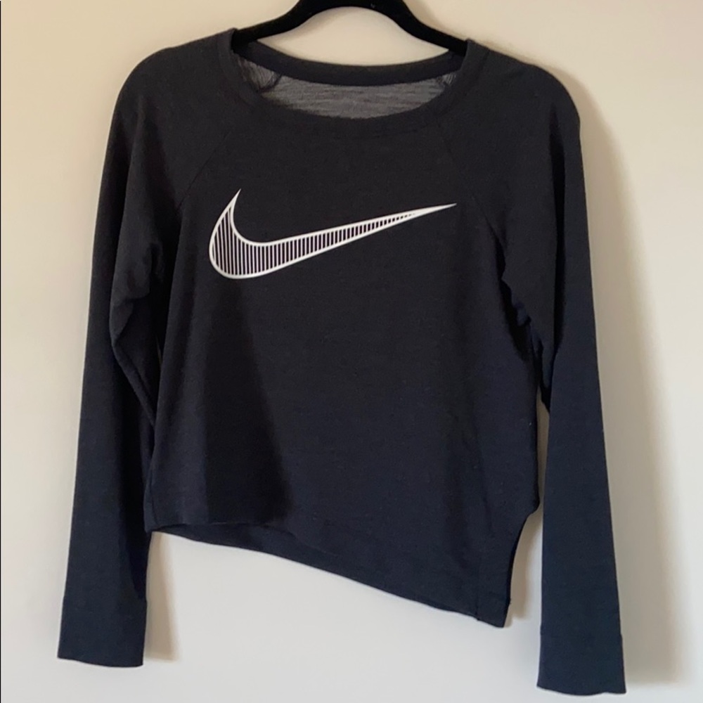 NIKE Dry-Fit Long Sleeve